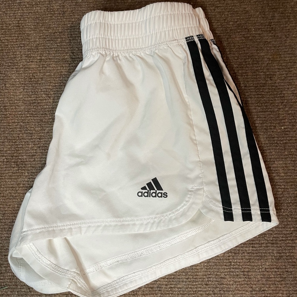 🎄Adidas Running Short